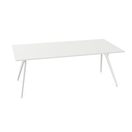 ARKONIS Schreibtisch | 2000-2200 x 745 mm, optionale Kabelklappe und Kniesichtblende