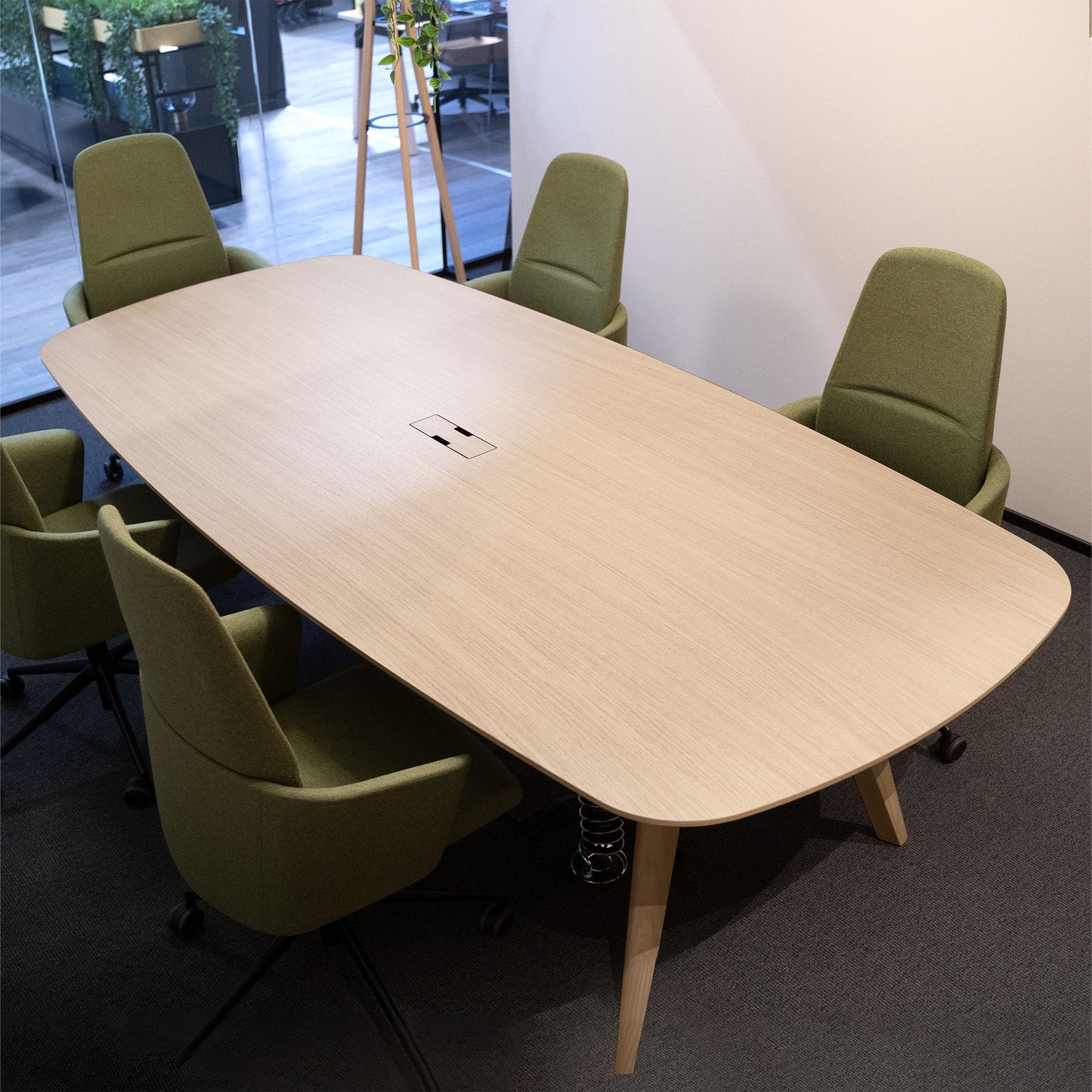 BRALCO RAIL Meeting table | Boat shape 2400 - 2800 mm (8 - 10 persons) | Real wood, white oak