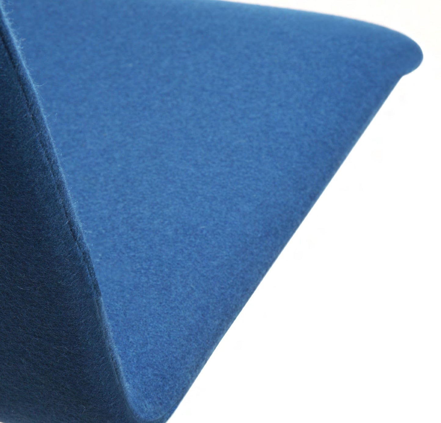 MOON visitor chair | Sled base, padded seat, cover materials BERTA / LUCIA / VELITO / SYNERGY