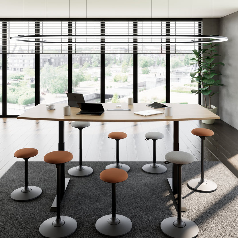 DRIVE 2 motor conference table | Boat shape, 1800 - 2400 mm (6 - 10 people), electrically height adjustable, cable flap optional, amber oak