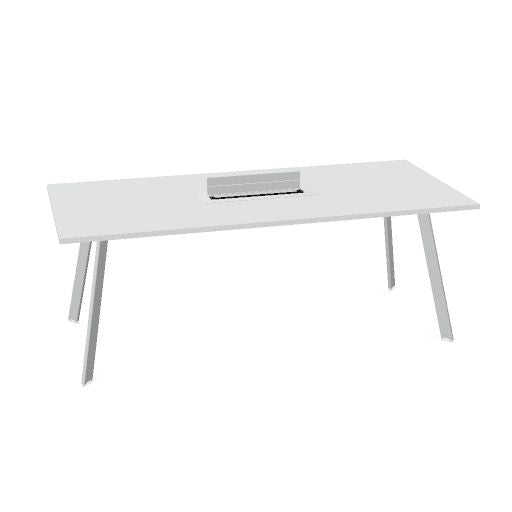 AXY Konferenztisch | 1600-2400 mm, drei Gestellvarianten, optionale Mediabox