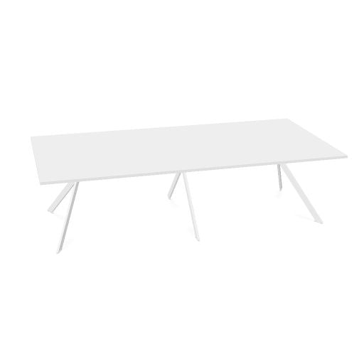 AXY Konferenztisch | 2800-4800 mm, drei Gestellvarianten, optionale Mediabox