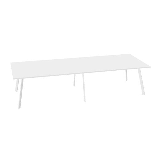 Table de conférence AXY | 2800-4800 mm, trois variantes de piètement, boîtier multimédia en option