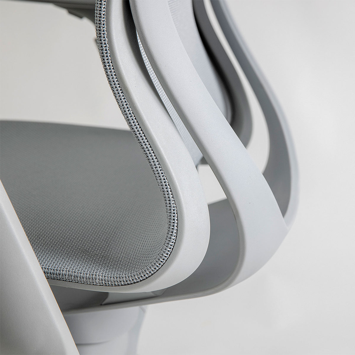 Bloom office swivel chair | 3D armrests, headrest, gray - 9 Lightbox Main Image