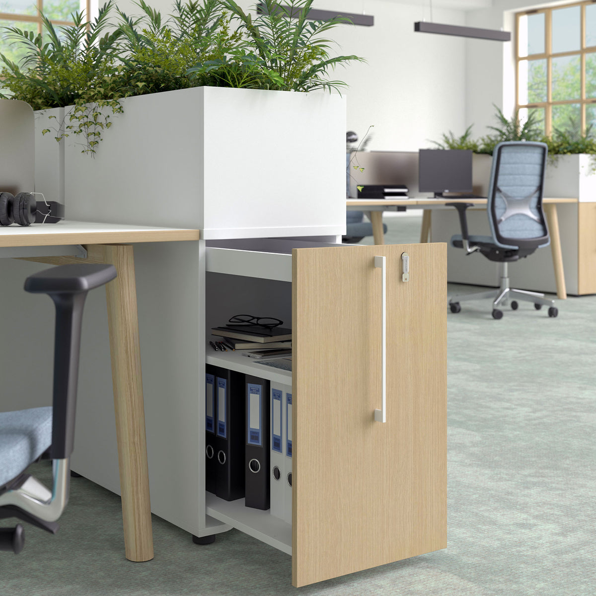 BOXI Apothekerschrank | Innenleben konfigurierbar, mit Stiftablage, 360-420 x 800-820 mm
