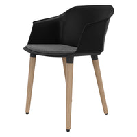 POLYTONE-C visitor and conference chair | Solid wood frame, color black