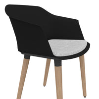 POLYTONE-C visitor and conference chair | Solid wood frame, color black