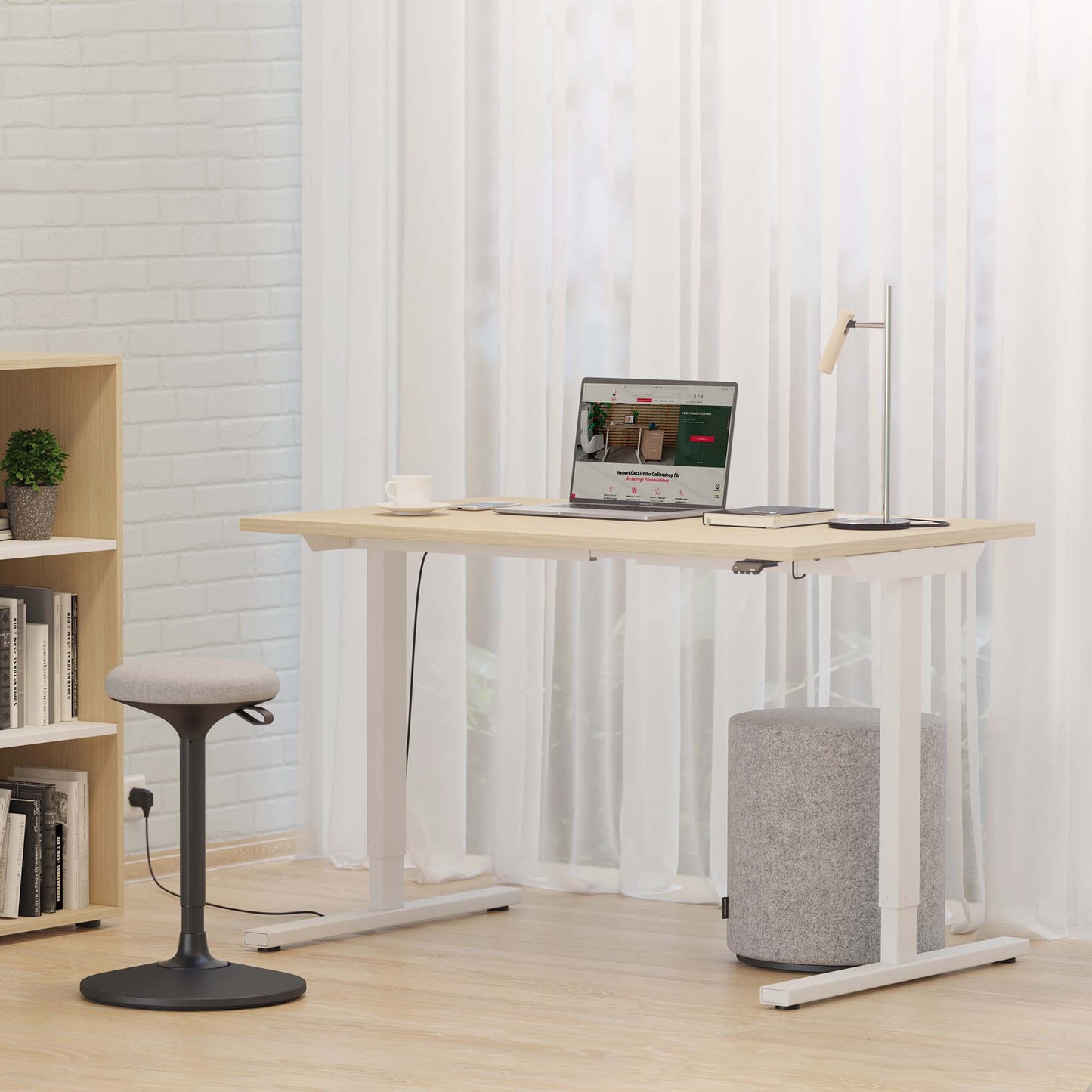 EASY 2-motor desk | 1200 - 1800 mm, electrically height adjustable, sand ash