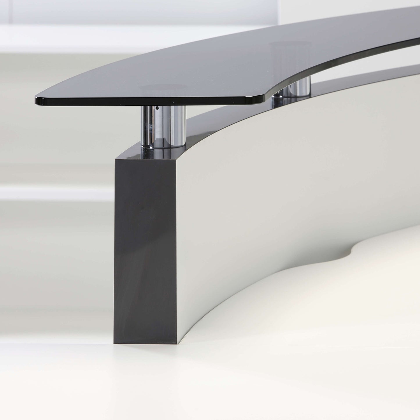 eMel - VALENCIA reception desk | Round, 2387 x 1168 mm