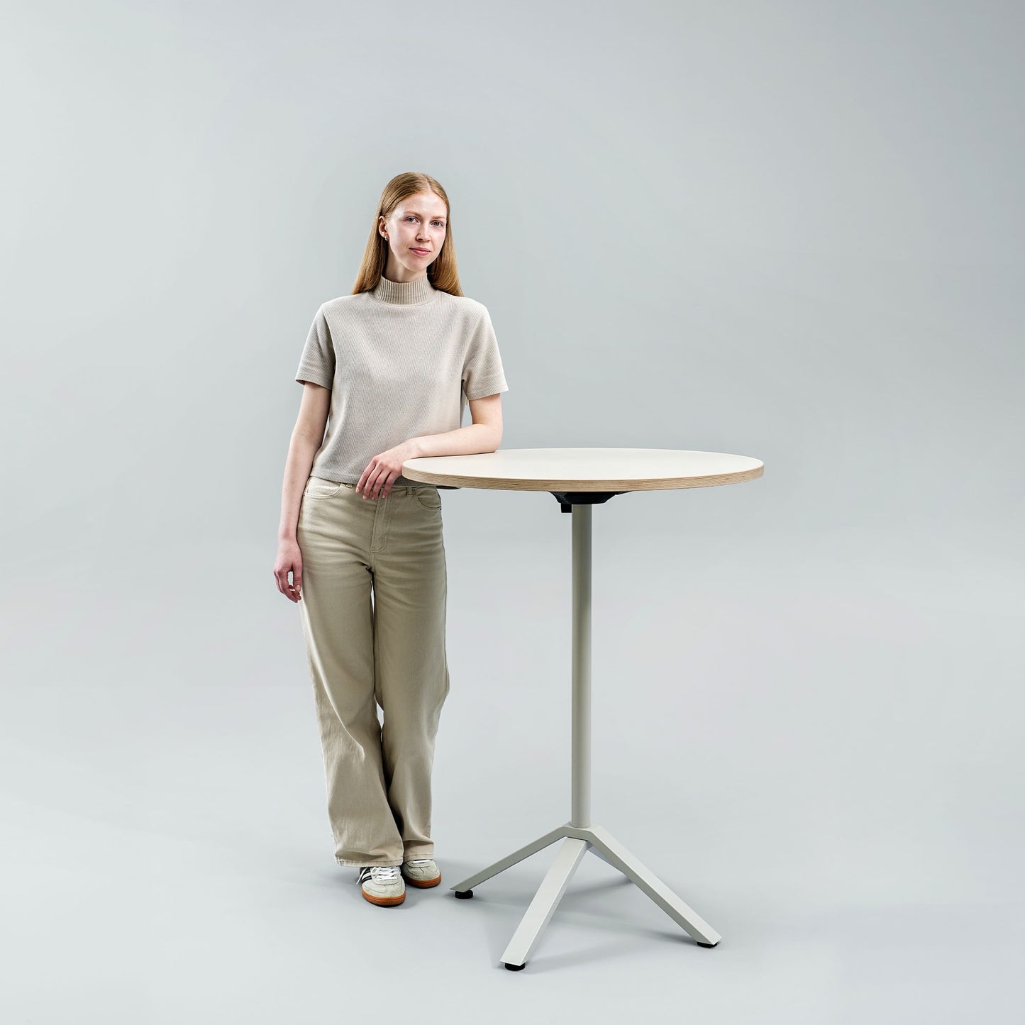 FLIPTOP Bistrotisch | 600-800 mm, klappbar, rund oder rechteckig