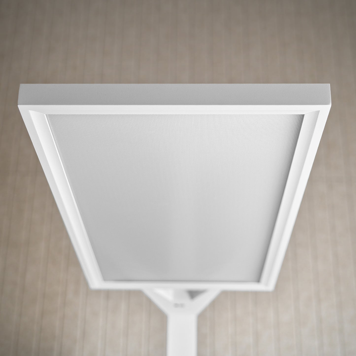 GLORIA Büro-Stehlampe | 13.500 Lumen, Bewegungs- & Tageslichtsensor