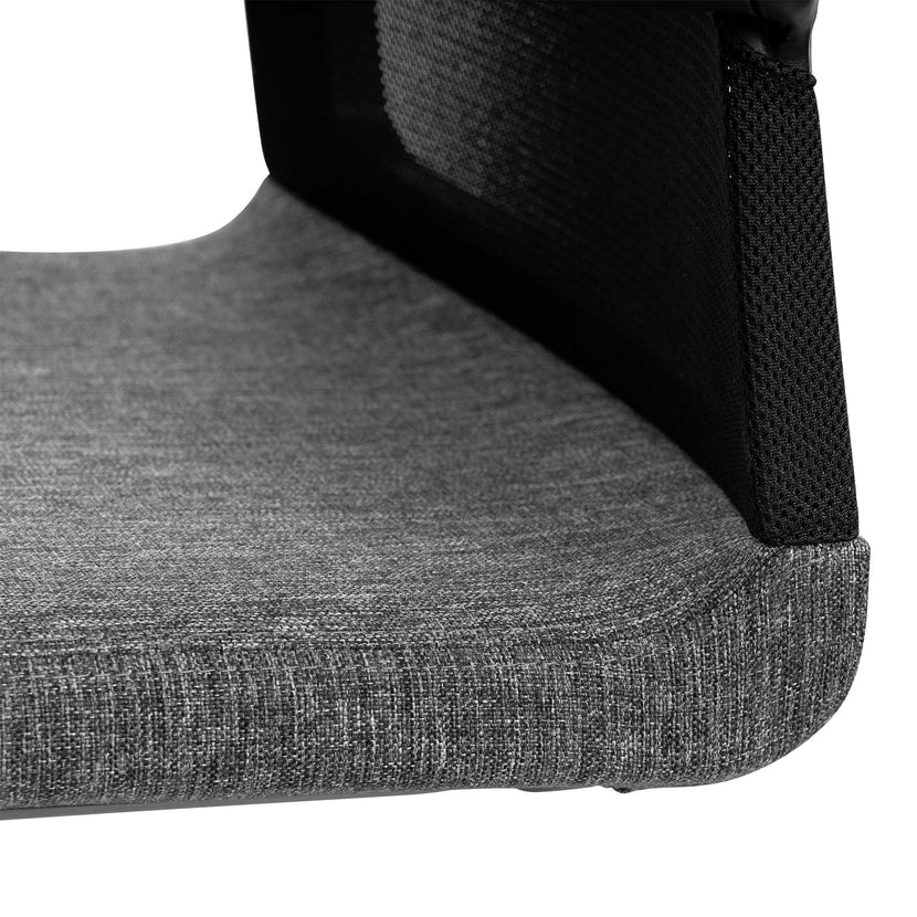 WIND swivel chair on wheels | Height adjustable, mesh back, polyester cover BERTA