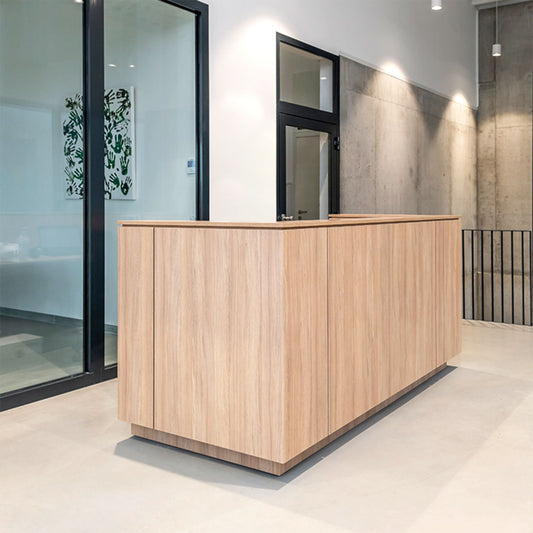 ICE reception desk | 2204 x 1022 mm, amber oak