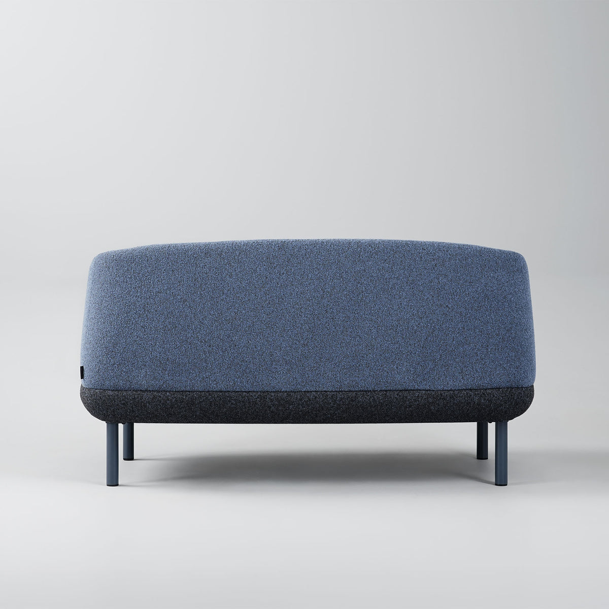 KOPA Sofa | Metallbeine oder Echtholz-Gestell, über 100 Farben - 5 Lightbox Main Image