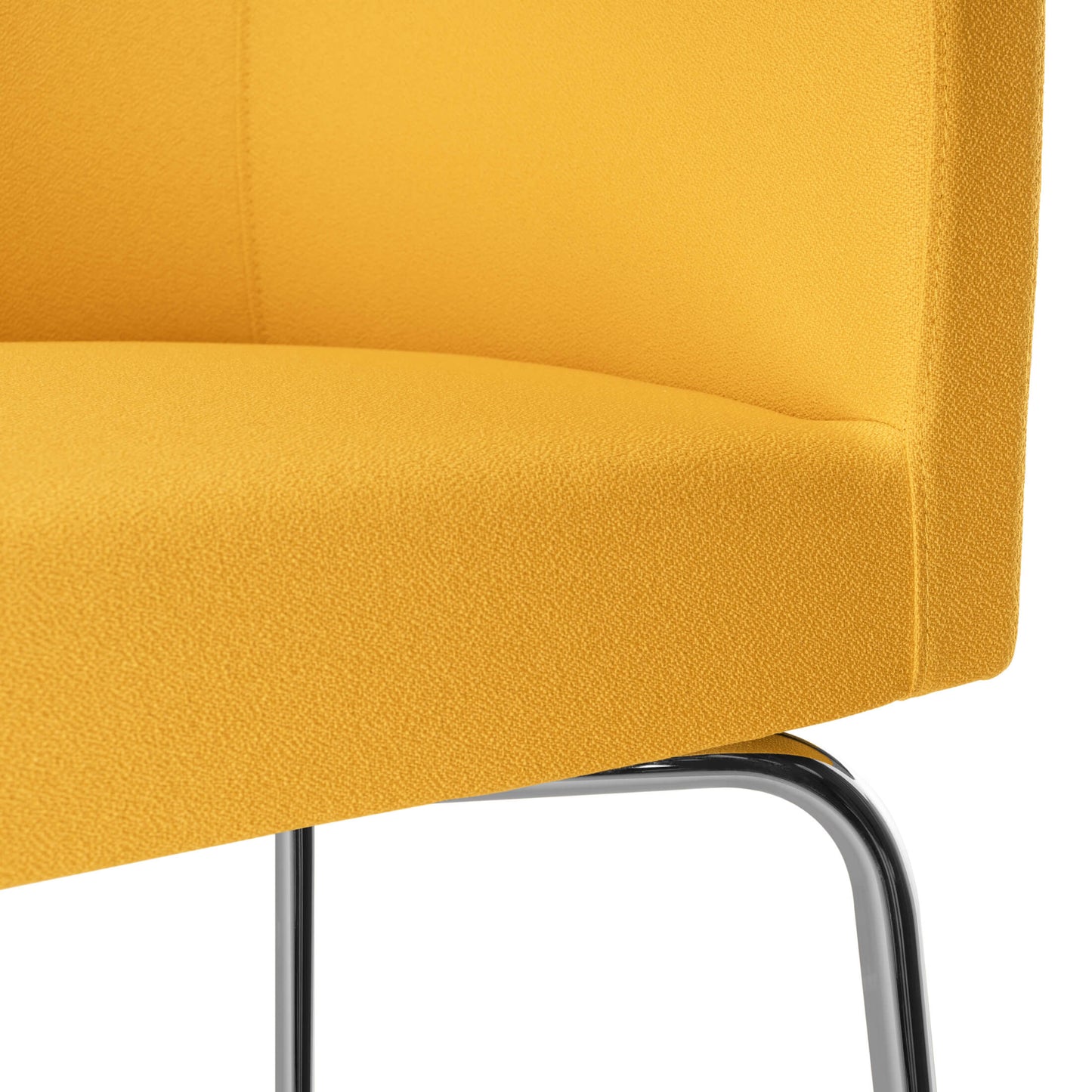 Luna lounge armchair | 4-foot frame, reference substances Lucia / Velito / Synergy