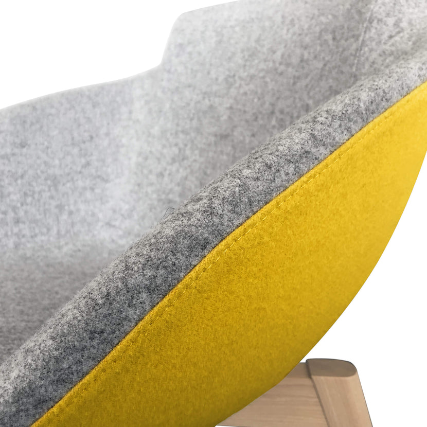 TULA Sedia da salotto | Telaio in legno massiccio, coperture di lana velio / sinergia