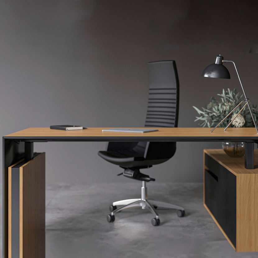 MOTION Bureau à 2 moteurs avec buffet | Réglable à hauteur électrique, 2000 x 1800 mm, placage à l'érable