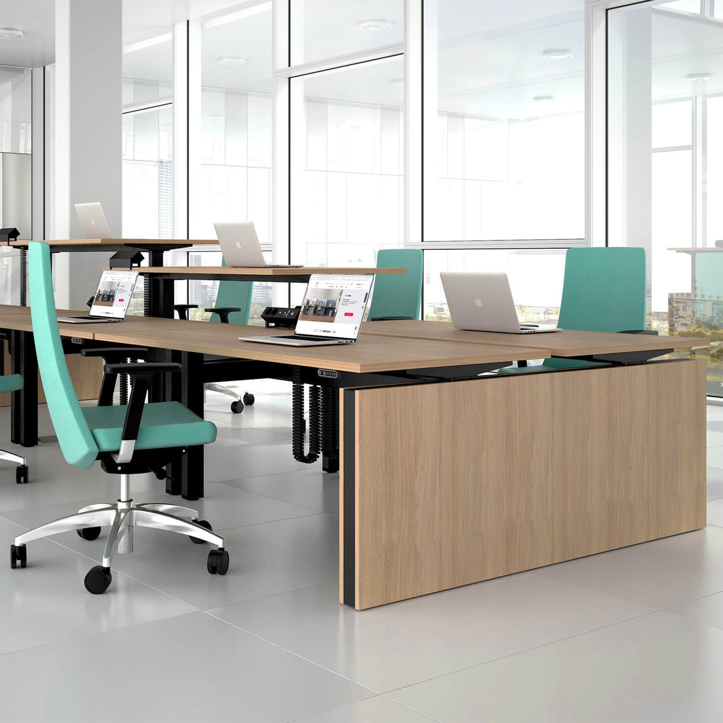 MOTION team desk | 1400 - 1800 mm, electrically height adjustable, maple