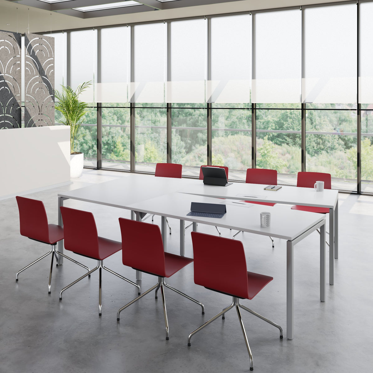 NOVA Konferenztisch | 2610-4598 mm, V-Form, optionale Elektrifizierung