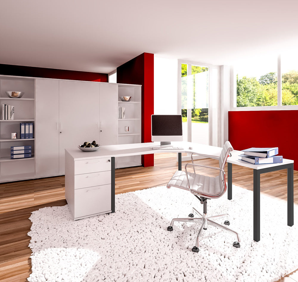 NOVA Munich - Executive Office | White