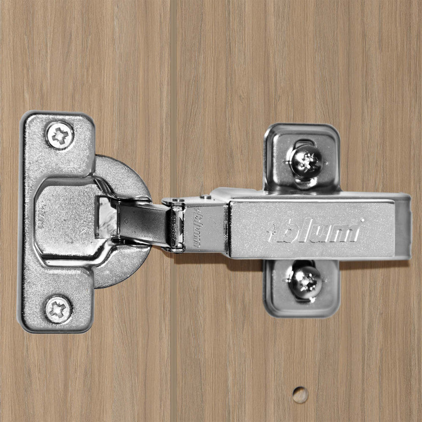 UNI Mur mur | 3 oh, 2400 x 1143 mm, chêne ambre