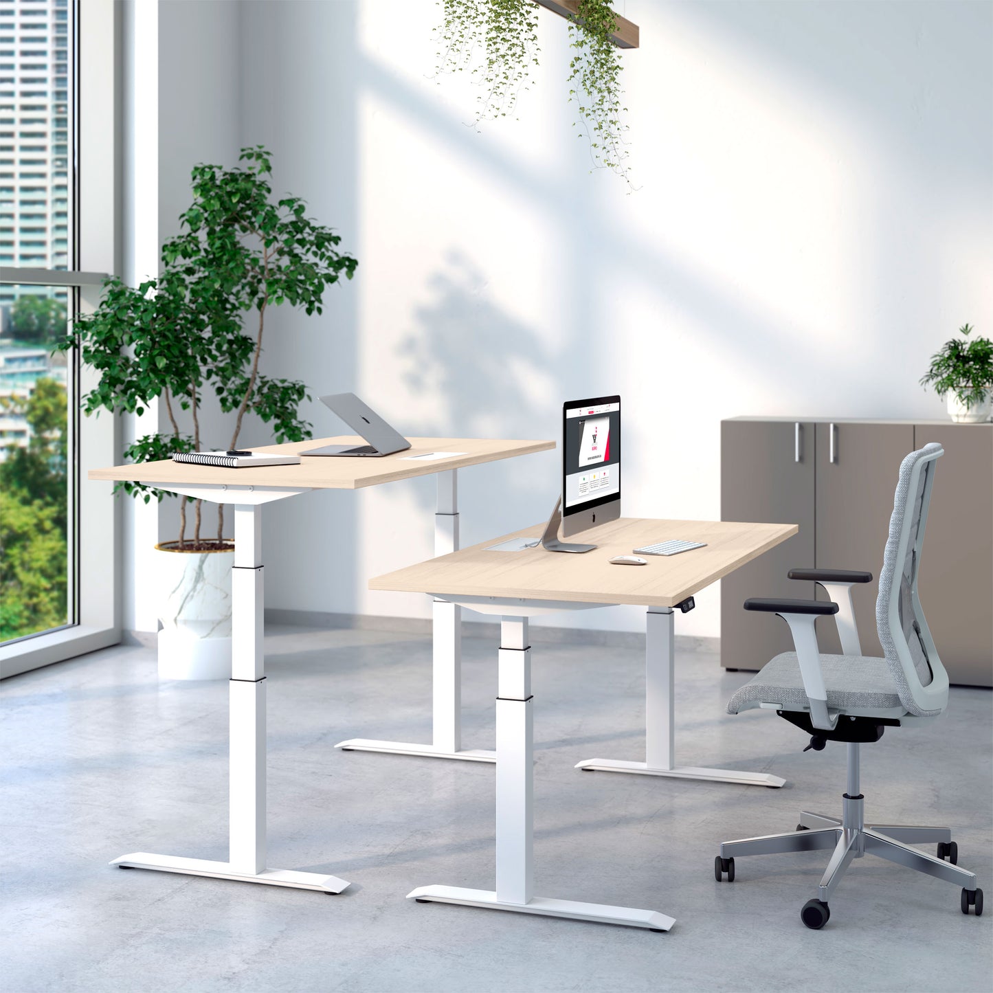 ACTIVE desk | Electrically height adjustable, 1600 x 800 mm, maple