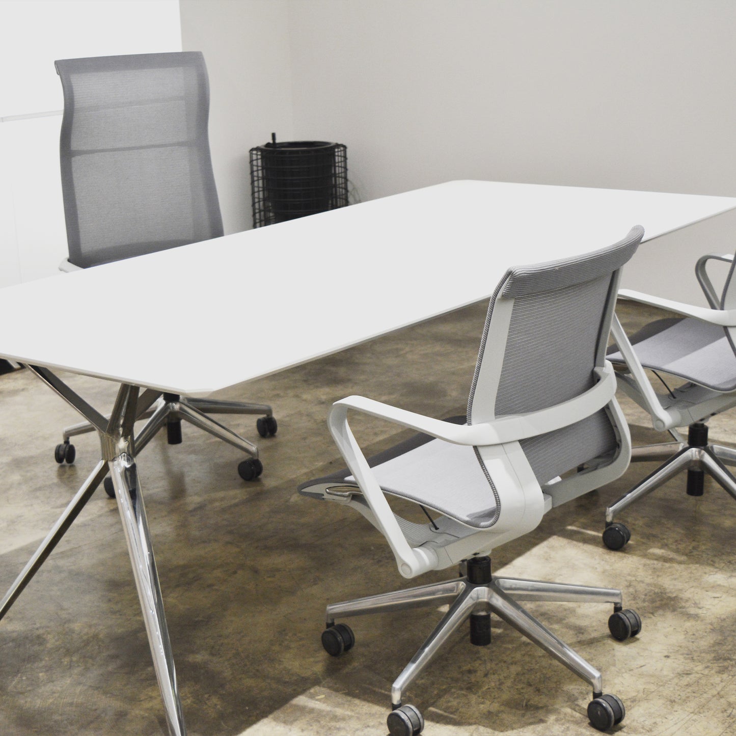 PROV Bürodrehstuhl | Atmungsaktiver Netzrücken, Wippmechanik, Grau