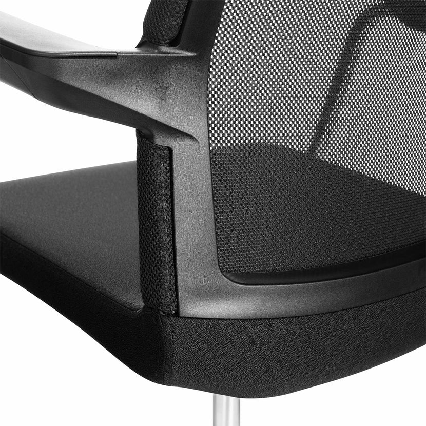 WIND Counter Chair | Base 5 étoiles, repose-pieds, dos du réseau, couvercles de laine Velito / Synergy