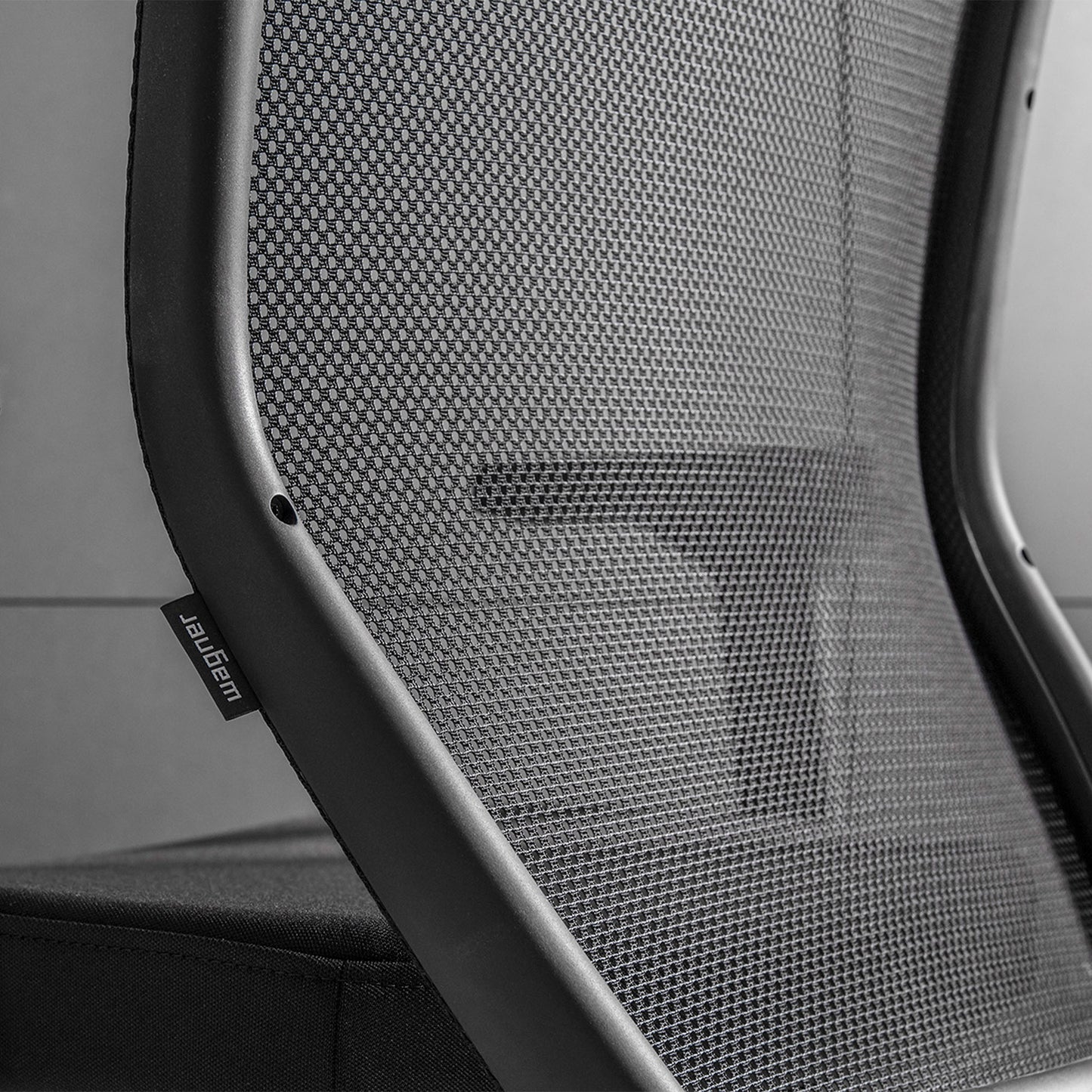 Wagner - TITAN Green Black Edition | 5-Fuß-Gestell, Synchronmechanik, Dondola®-3D-Sitzgelenk