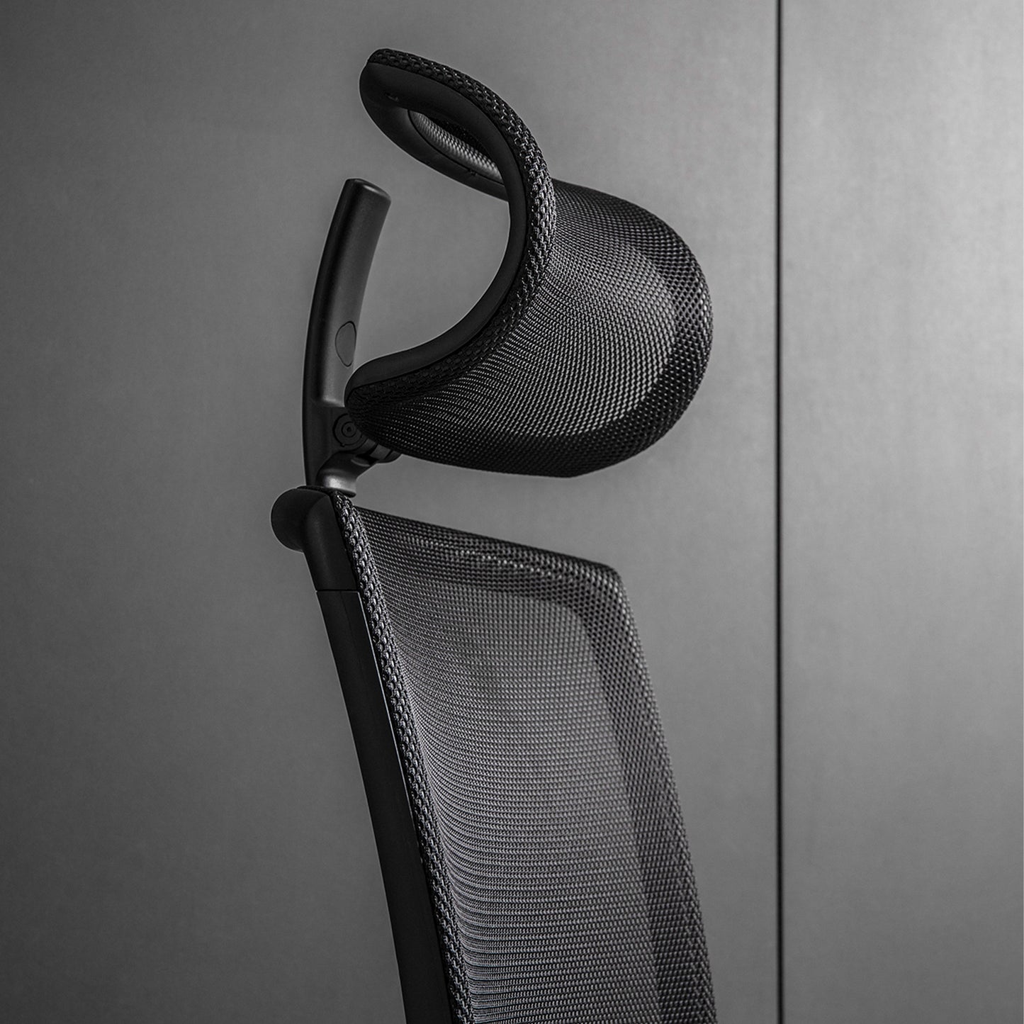 Wagner - TITAN Green Black Edition | 5-Fuß-Gestell, Synchronmechanik, Dondola®-3D-Sitzgelenk