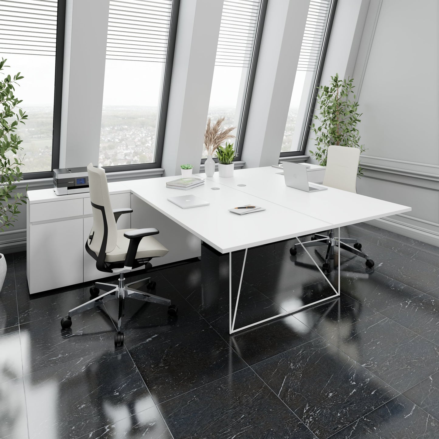 AIR DUO Team-Schreibtisch mit Sideboards | 1600 - 2000 x 3200 mm, elektrifiziert, Perlgrau