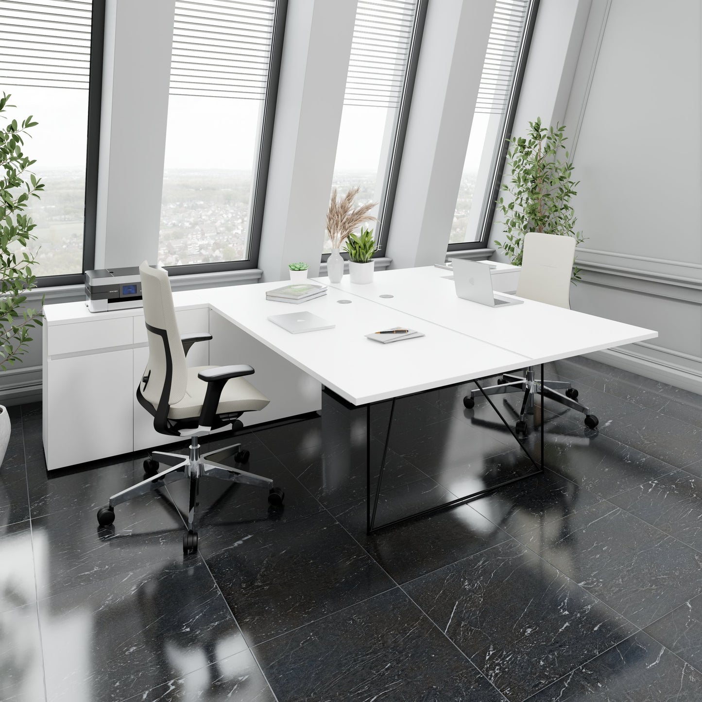 AIR DUO Desk del team con sideboard | 1600 - 2000 x 3200 mm, elettrificato, bianco