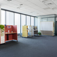 WARIANT Schreibtisch mit hoher Abschirmung | 1070-1270 x 1400 mm, höhenverstellbar mit Gasdruckfeder