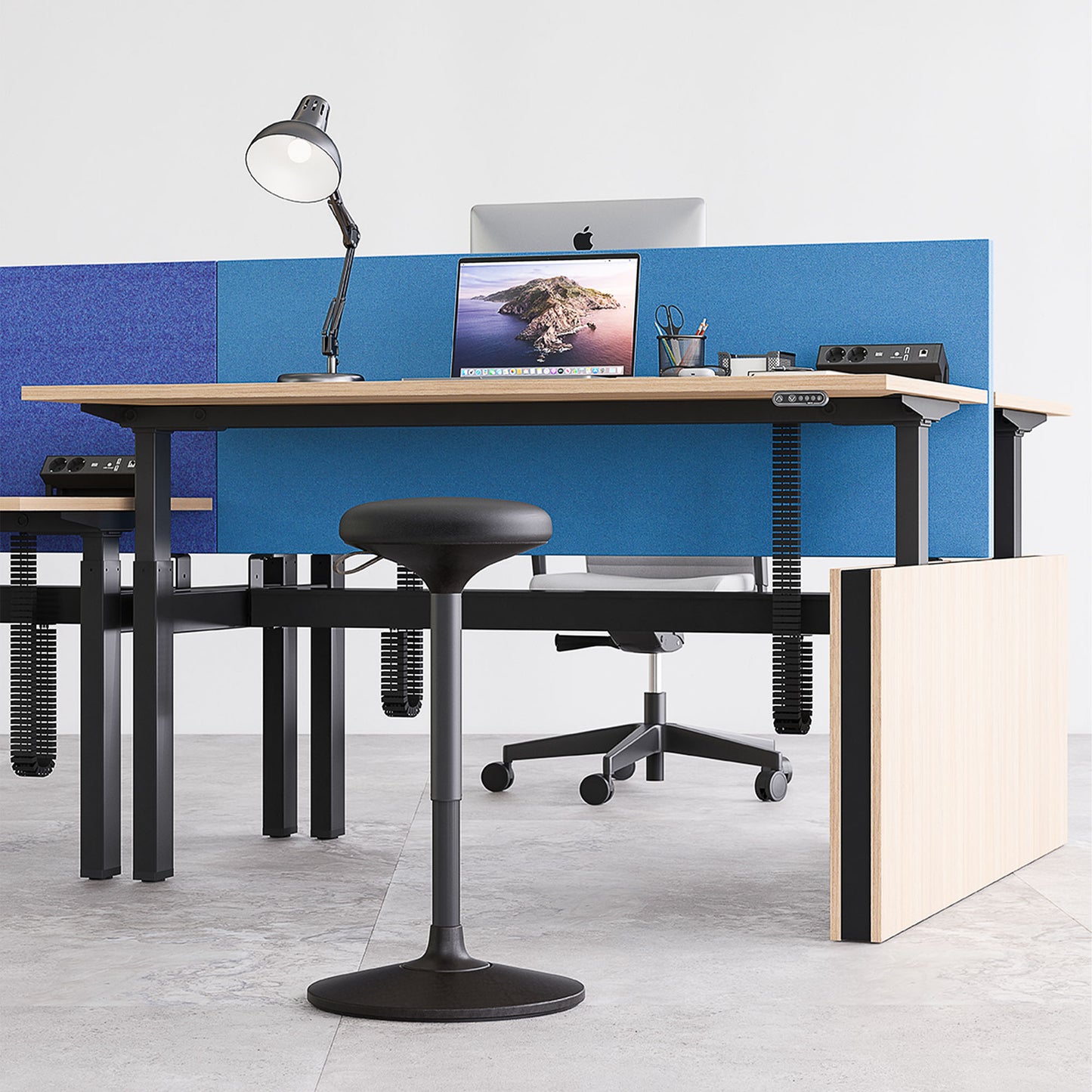 WOBBY Sitzhocker | Ø400 mm, Sitzhöhe 590 – 850 mm