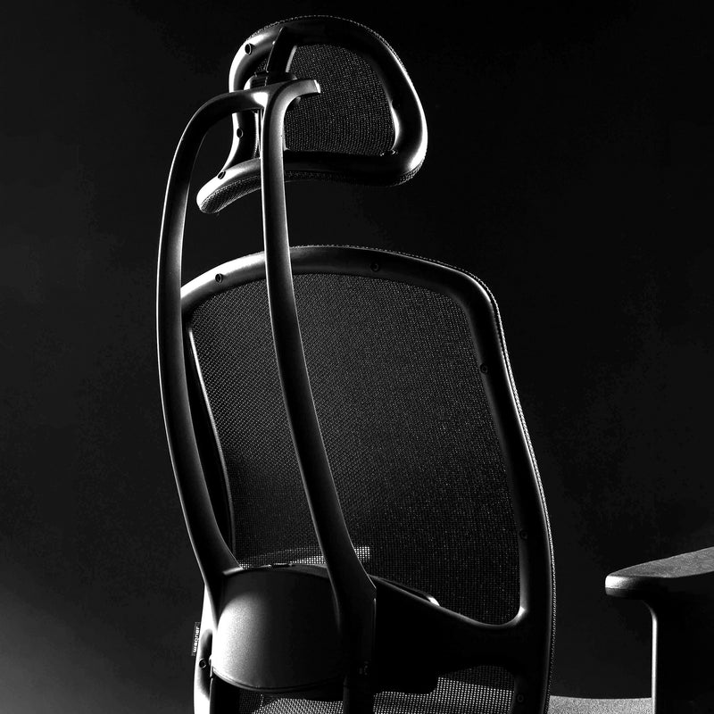 Wagner - AluMedic Black Edition chaise de bureau pivotante | appui-tête, noir  - 4 Main Image
