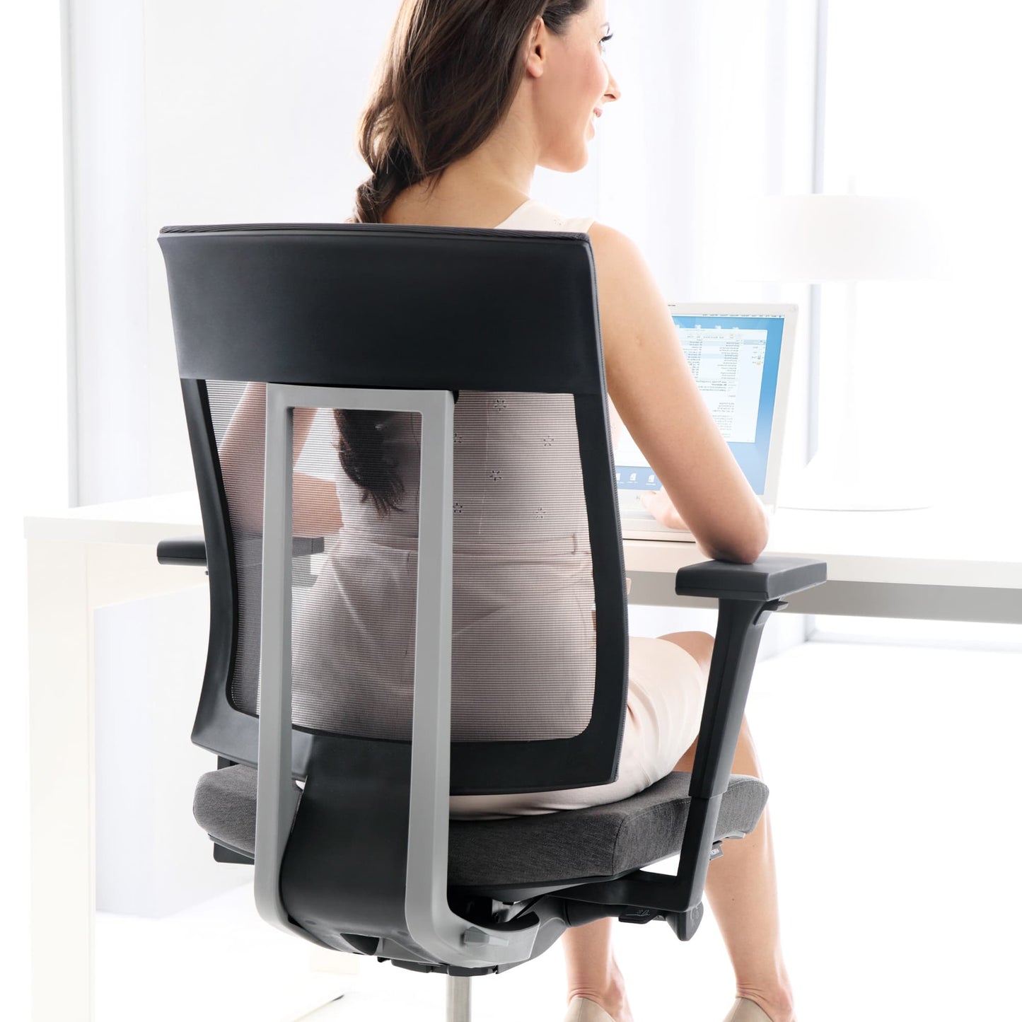 profim - XENON 101 SFL Net office swivel chair | Lumbar support, mesh back, black