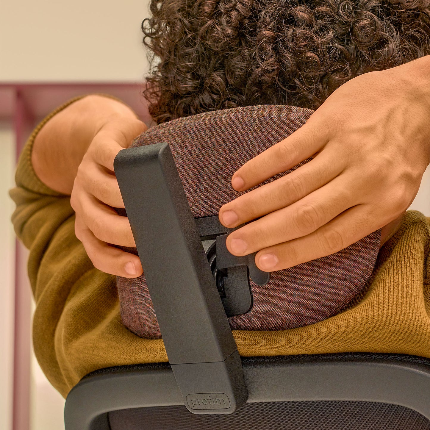 profim - Sedia girevole da ufficio PACE | Meccanismo sincronizzato, schienale in rete, nero