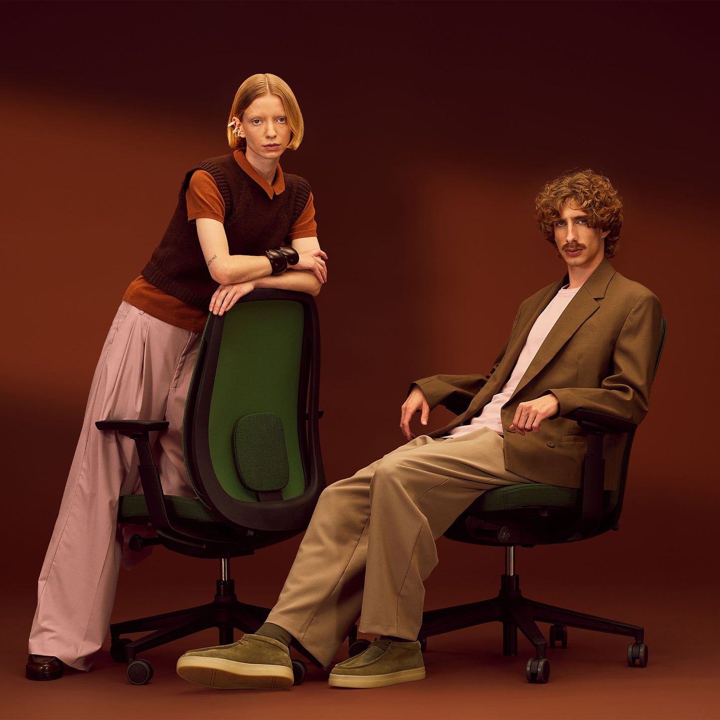 profim - Sedia girevole da ufficio PACE | Meccanismo sincronizzato, schienale in rete, nero